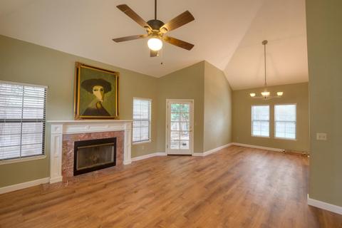 948 Jordanolo Dr, Ripon, CA 95366 photo 9