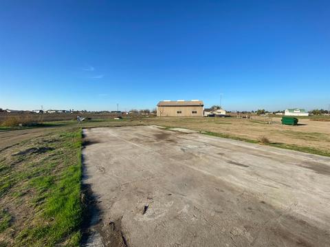 20207 Fourth Ave, Stevinson, CA 95374 photo 4
