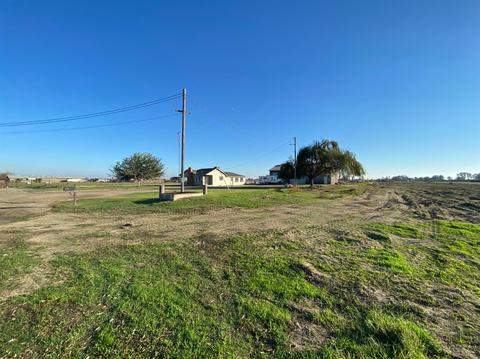 20207 Fourth Ave, Stevinson, CA 95374 photo 3