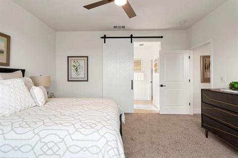 762 W Main St, Winters, CA 95694 photo 5