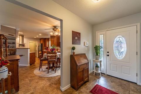 1605 Wolverine Way, Modesto, CA 95355 photo 4
