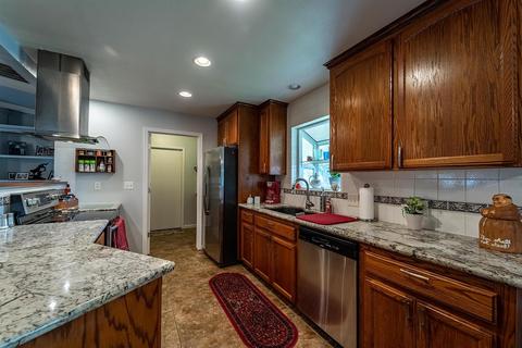 1605 Wolverine Way, Modesto, CA 95355 photo 7
