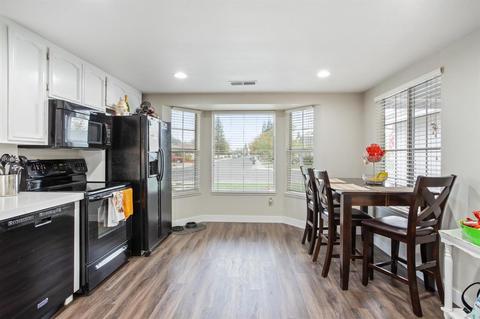 945 Azalea St, Ripon, CA 95366 photo 9