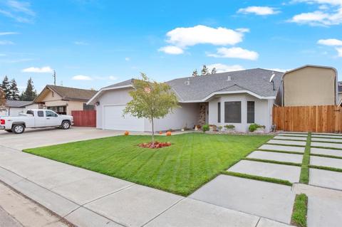 945 Azalea St, Ripon, CA 95366 photo 2