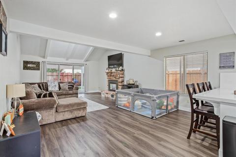 945 Azalea St, Ripon, CA 95366 photo 13