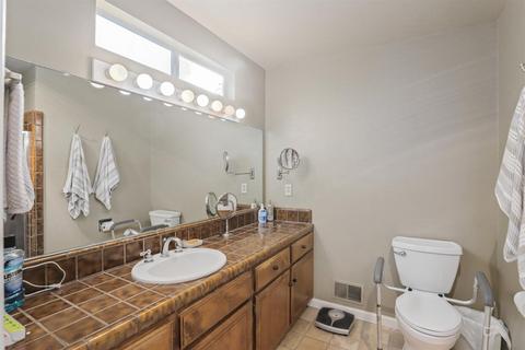 2100 Goldfield Dr, Modesto, CA 95358 photo 32