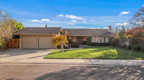 2100 Goldfield Dr, Modesto, CA 95358 photo 2