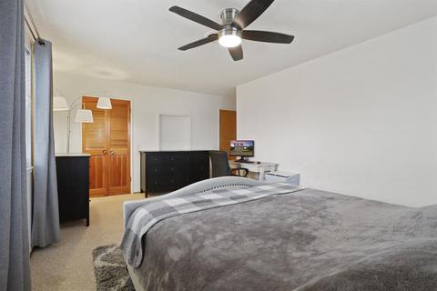 1706 Robert St, Lodi, CA 95242 photo 22