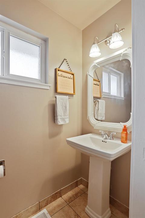 1706 Robert St, Lodi, CA 95242 photo 14