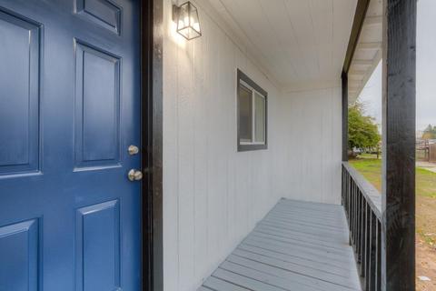 4713 Arboga Rd, Olivehurst, CA 95961 photo 4