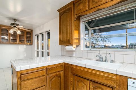 931 E Rumble Rd, Modesto, CA 95350 photo 17