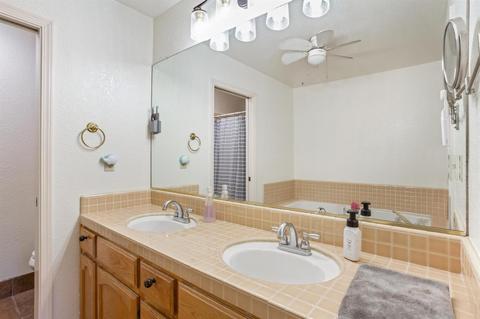 2029 Boston Way, Modesto, CA 95355 photo 23