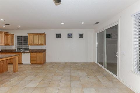 663 Chandon Dr, Merced, CA 95348 photo 17
