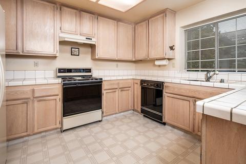 5729 Cobblestone Dr, Rocklin, CA 95765 photo 9