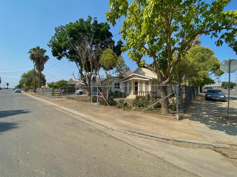 8701 Laird St, Patterson, CA 95363 photo 1