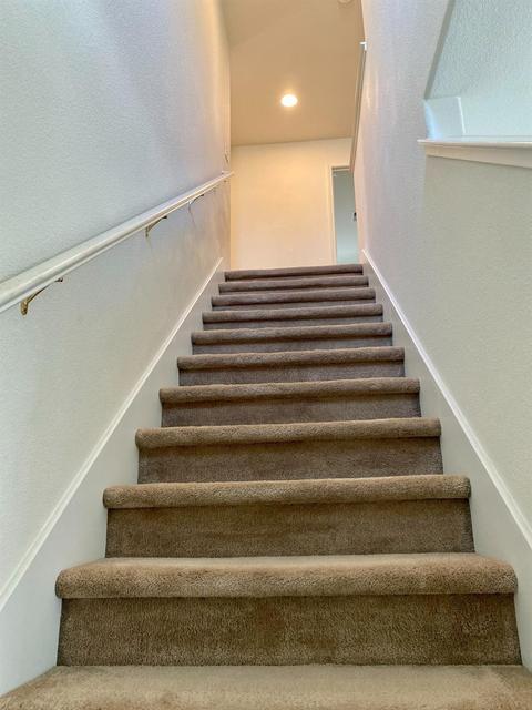 218 Beechwood Ct, Lodi, CA 95240 photo 4
