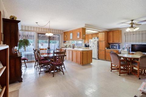 2580 E Hawkeye Ave, Turlock, CA 95380 photo 17