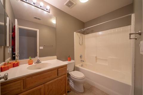 668 Banff Dr, Newman, CA 95360 photo 16