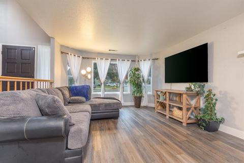 3404 Setrok Dr, Modesto, CA 95356 photo 2