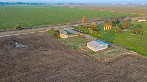 3763 W Dickenson Ferry Rd, Merced, CA 95341 photo 13