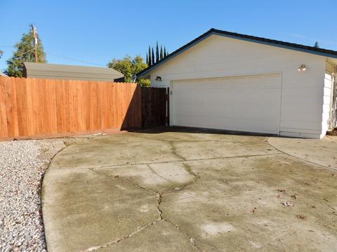1475 Robinson Dr, Red Bluff, CA 96080 photo 5