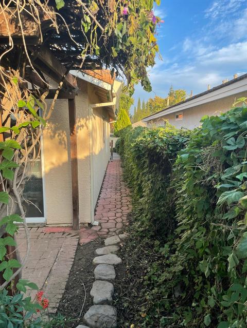 1109 Entrada Dr, Davis, CA 95618 photo 54