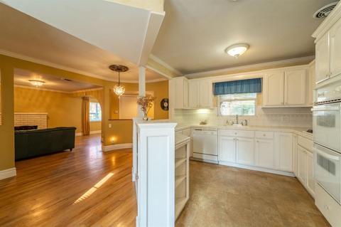 1326 Mount Vernon Dr, Modesto, CA 95350 photo 9