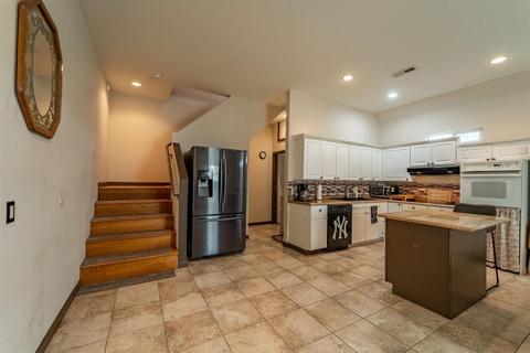 1326 Mount Vernon Dr, Modesto, CA 95350 photo 28