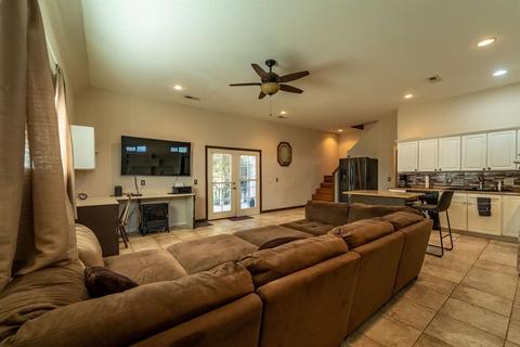 1326 Mount Vernon Dr, Modesto, CA 95350 photo 29