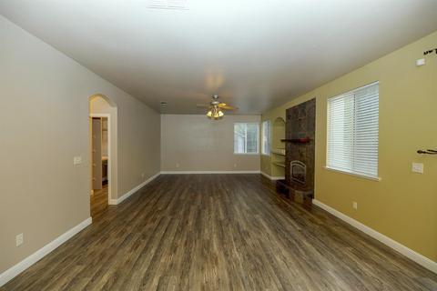 4524 Destiny Dr, Turlock, CA 95382 photo 18