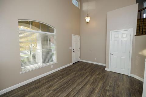 4524 Destiny Dr, Turlock, CA 95382 photo 7