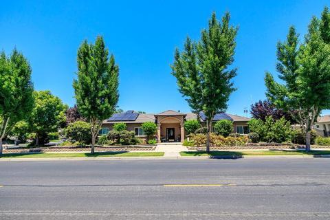 1110 River Ave, Oakdale, CA 95361 photo 1