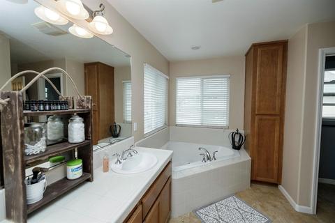 1688 Judith Way, Escalon, CA 95320 photo 39