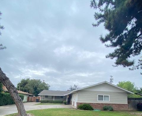 1121 Lavender Ln, Modesto, CA 95355 photo 2