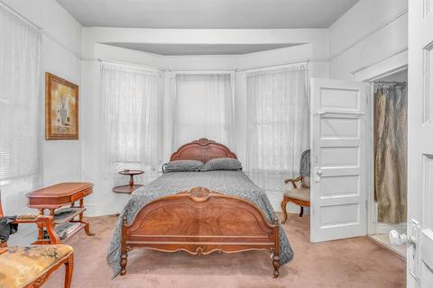 119 W 21st St, Merced, CA 95340 photo 4