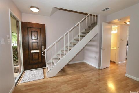6214 Via Casitas, Carmichael, CA 95608 photo 2