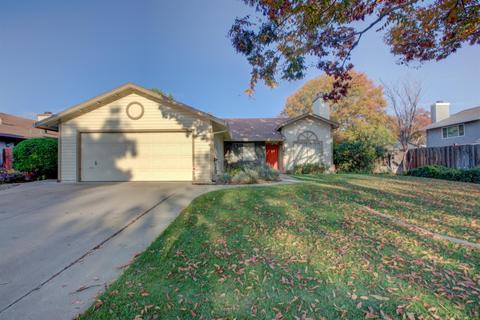 108 S Hartley St, Patterson, CA 95363 photo 1