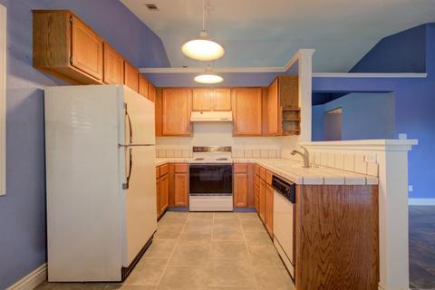 108 S Hartley St, Patterson, CA 95363 photo 10