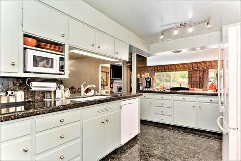 6278 Saint James Way, Carmichael, CA 95608 photo 13