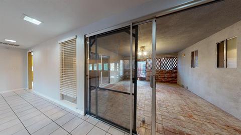 1000 Dyer Ln, Modesto, CA 95350 photo 17