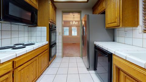 1000 Dyer Ln, Modesto, CA 95350 photo 28