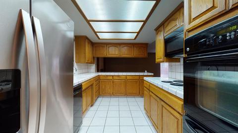 1000 Dyer Ln, Modesto, CA 95350 photo 24
