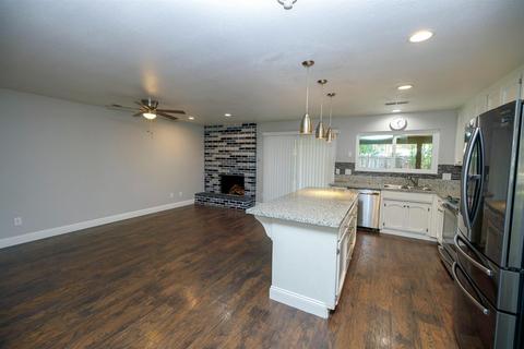 3825 Spring Oak Dr, Modesto, CA 95355 photo 13