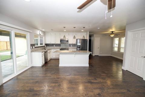 3825 Spring Oak Dr, Modesto, CA 95355 photo 17
