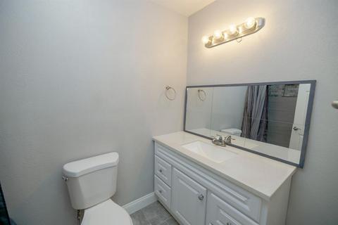 3825 Spring Oak Dr, Modesto, CA 95355 photo 35