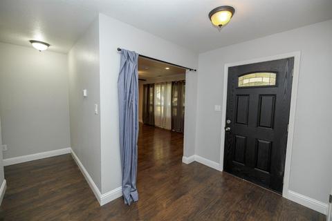3825 Spring Oak Dr, Modesto, CA 95355 photo 8