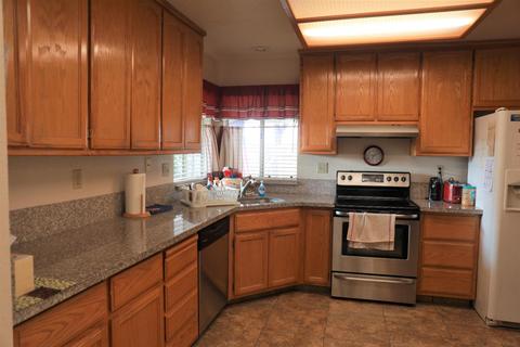 2706 Parkway, Ceres, CA 95307 photo 2
