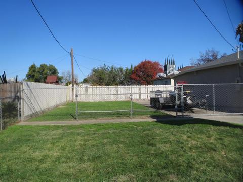 2821 E Whitmore Ave, Ceres, CA 95307 photo 3