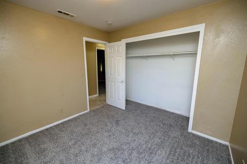 1108 Pine Tree Ln, Modesto, CA 95351 photo 23