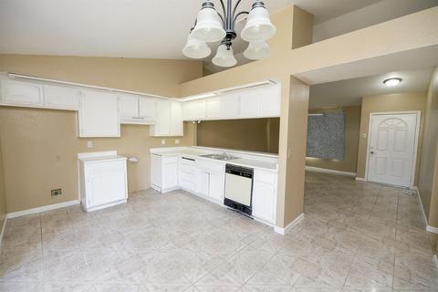 1108 Pine Tree Ln, Modesto, CA 95351 photo 14